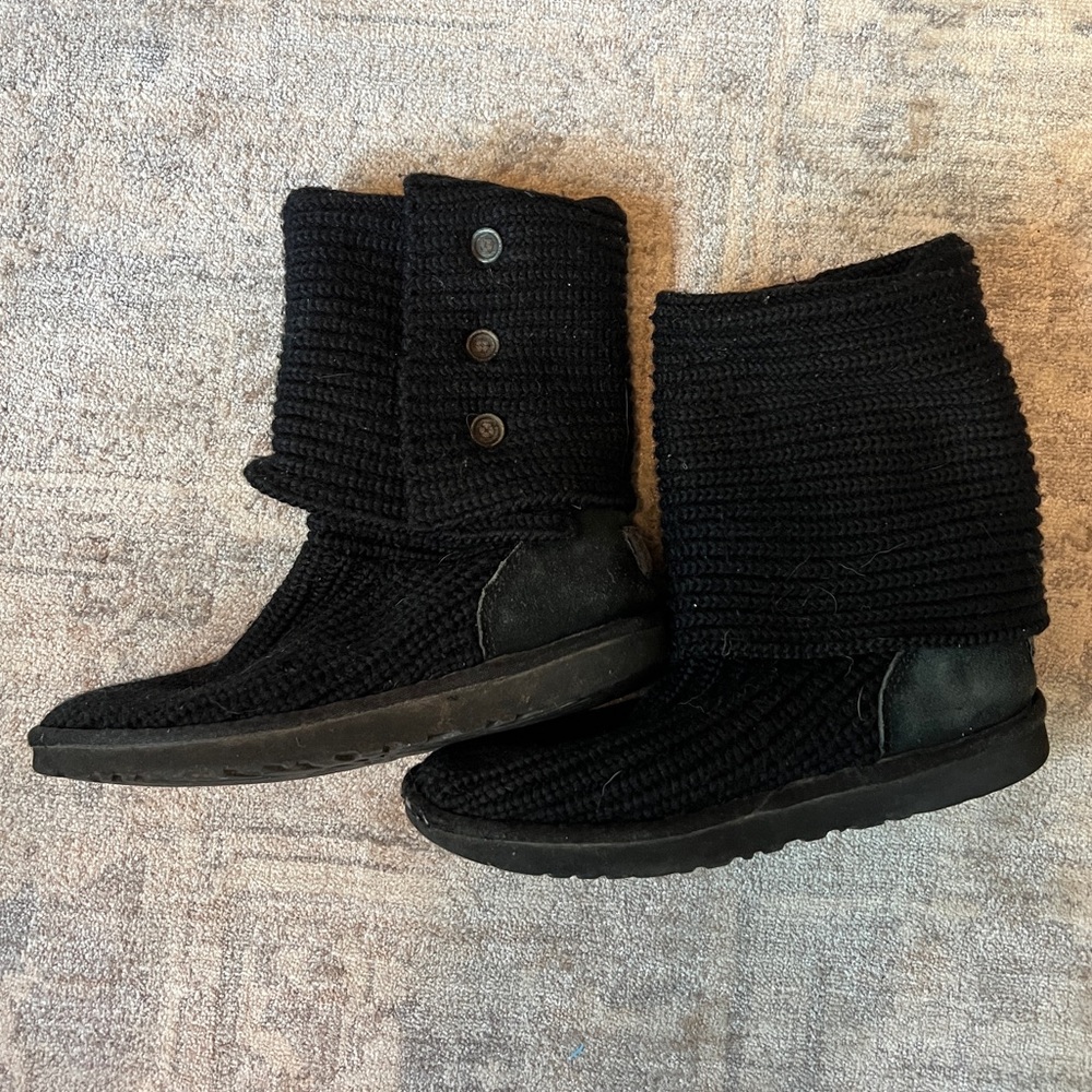 Ugg cardy crochet knit wool black size 8